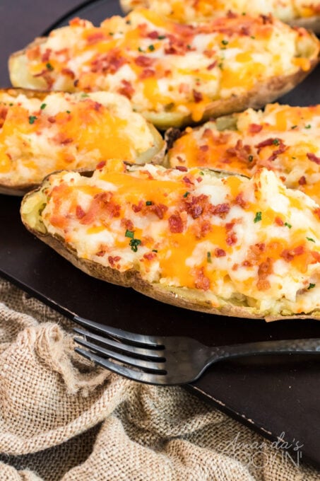 Twice Baked Potatoes With Bacon Cheddar Chives Amanda S Cookin