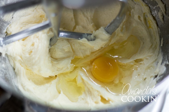 eggs in cake mix