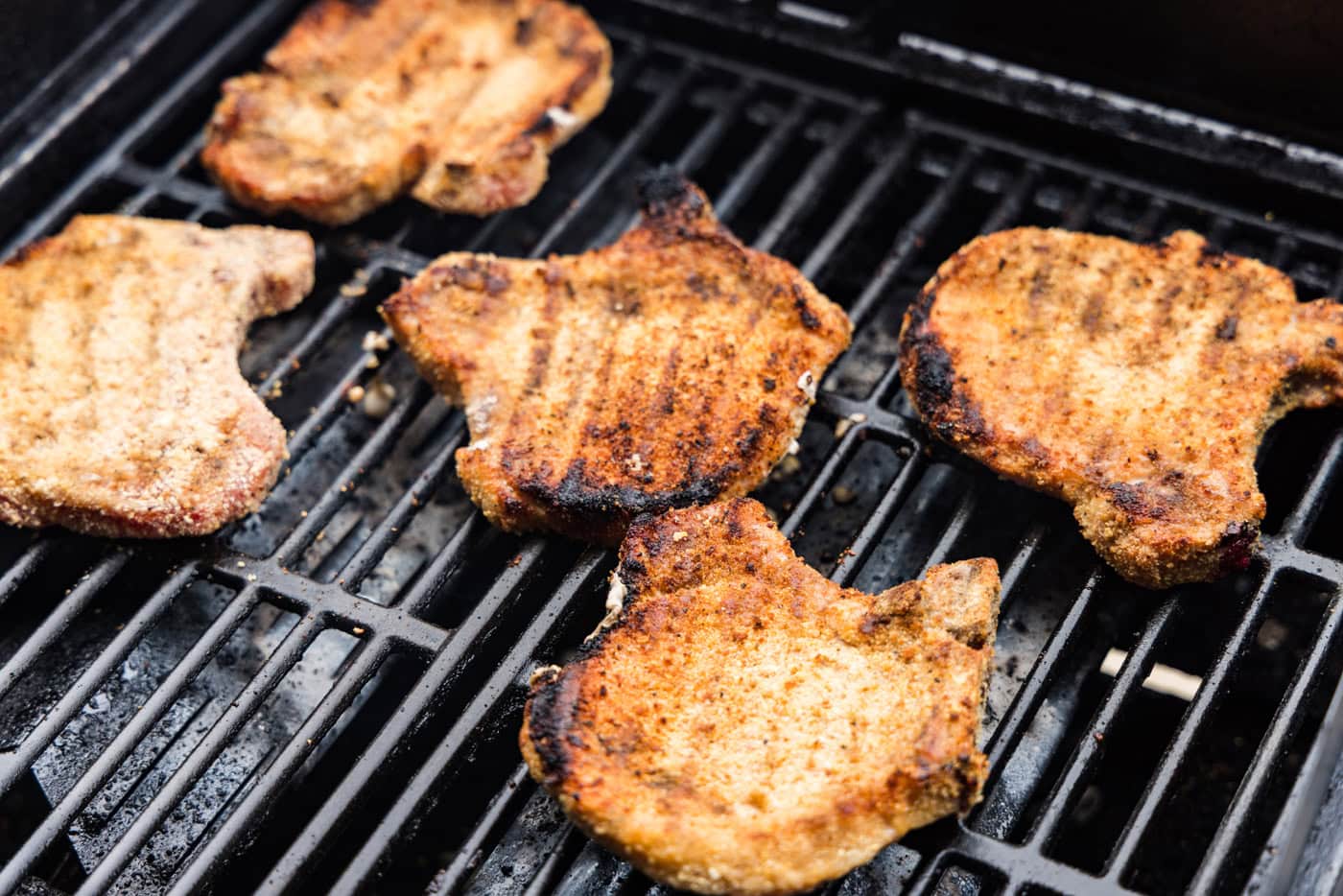grilling pork chops