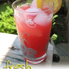 Fresh Raspberry lemonade