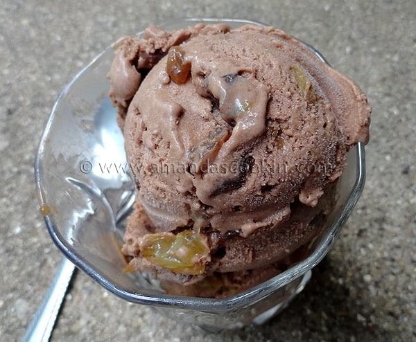 Homemade rum raisin online ice cream