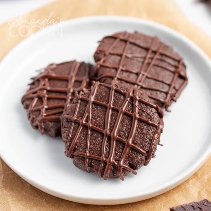 Chocolate Mint Cookies {In 15 Minutes!}