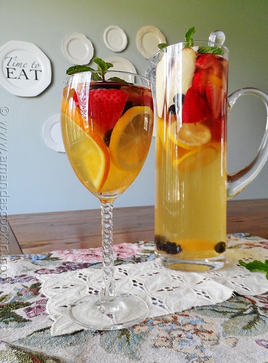 White Sangria: a beautiful sangria using Gallo Moscato