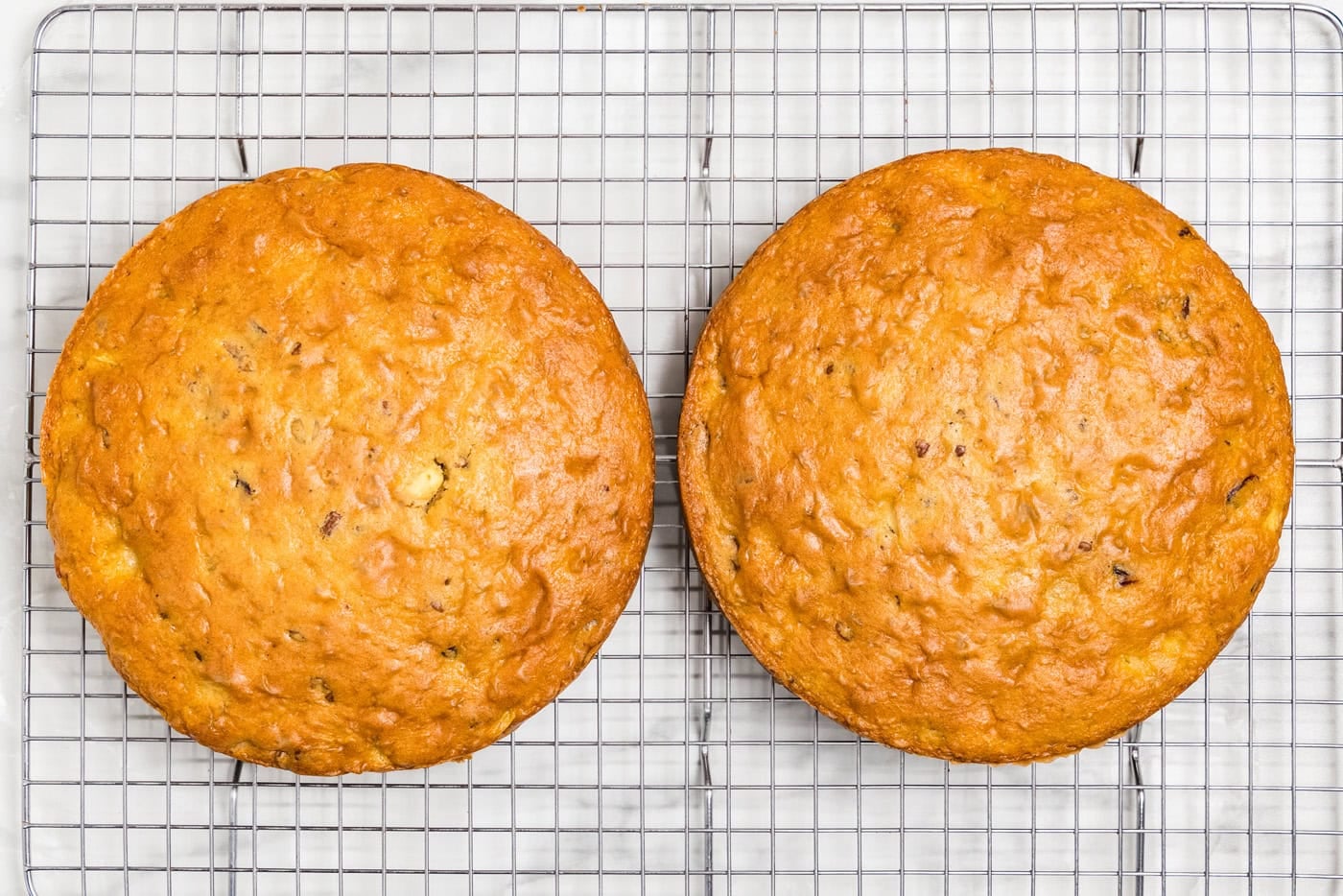 merryfield apple cake in 2 round cake pans