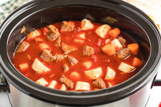bef and vegetables in crockpot