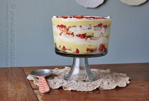 English Trifle: Our Family Tradition - Amanda's Cookin' - Trifles ...