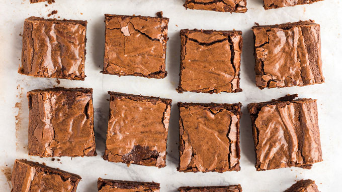 Fudge Brownies Recipe - Amanda's Cookin' - Cookies, Brownies, & Bars
