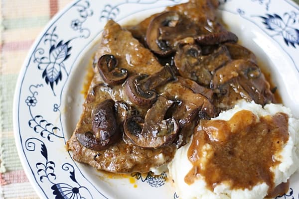 Oven Swiss Steak - Amanda's Cookin'