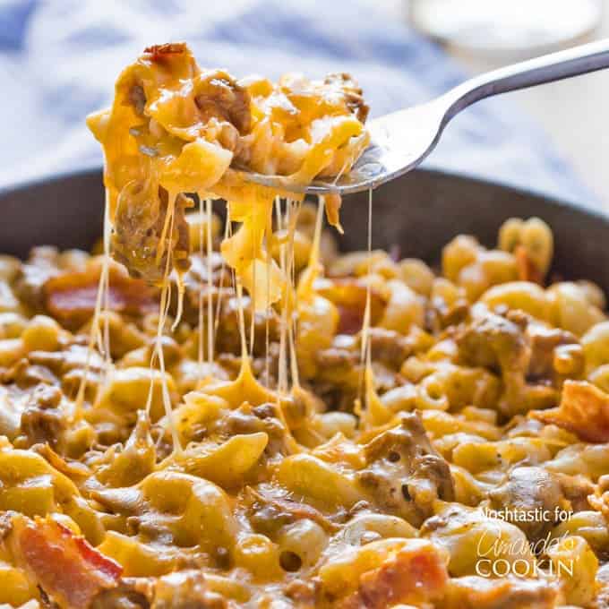 Bacon Cheeseburger Pasta: one pot dinner, skillet meal