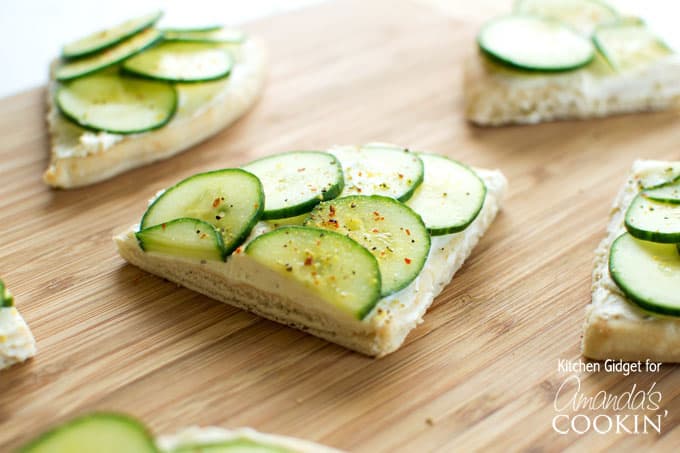 sandwiches made with cucumber and cream cheese