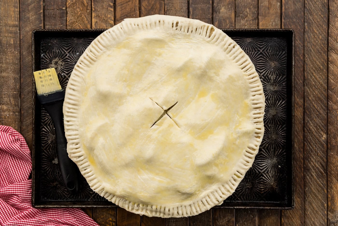 crimping edges of crust