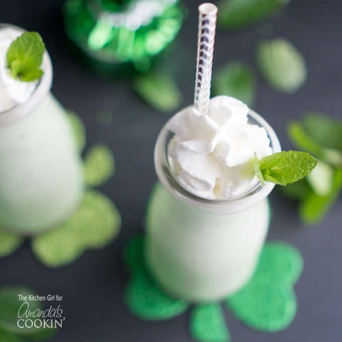  ice cream shake made with fresh mint