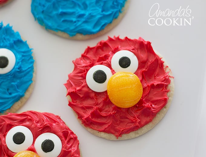 elmo cookie with other cookies out of frame