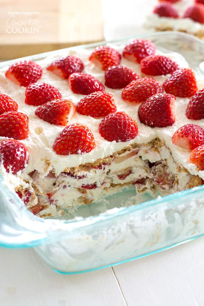 Strawberry Icebox Cake: a deliciously satisfying nobake icebox cake!