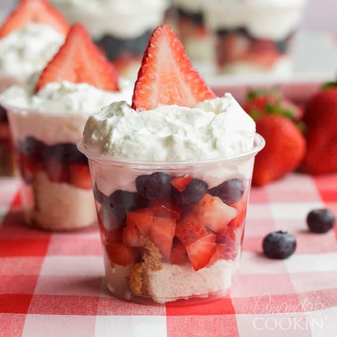 mini strawberry shortcake cups