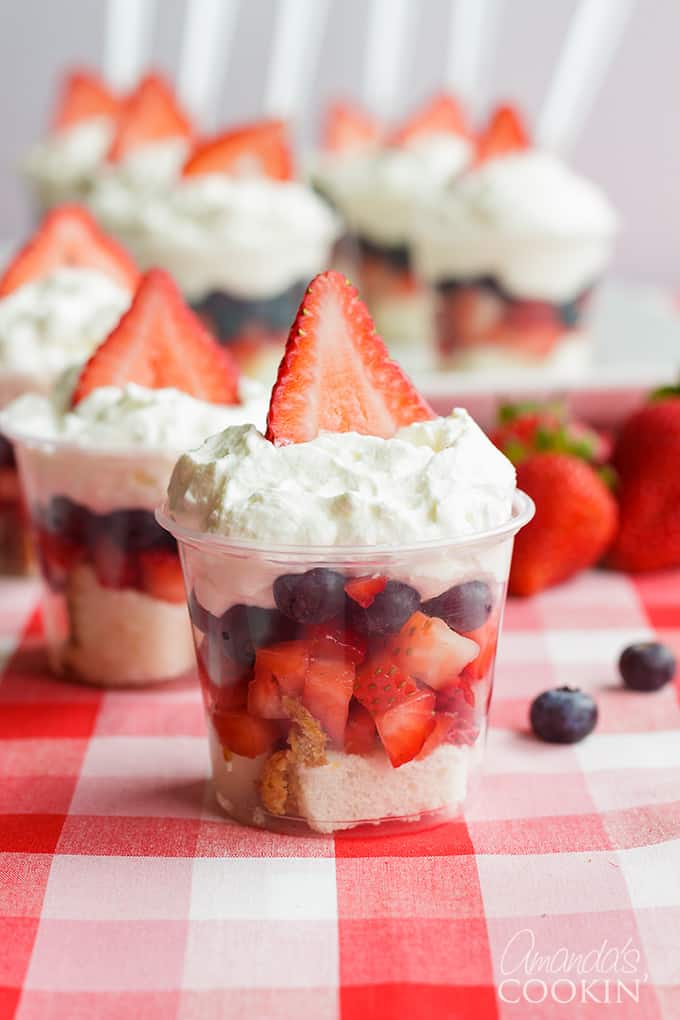 Mini Shortcake Cups are perfect for Memorial Day, 4th of July or just any time. These adorable little fruit and cake cups are just the right size.