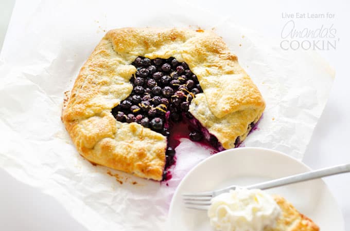 Make this simple and delicious lemon blueberry galette!