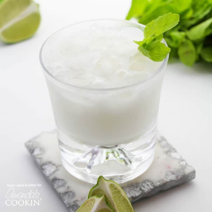 COCONUT RUM MOJITOS