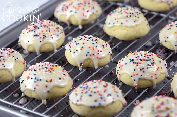 Anisette Cookies: traditional Italian cookies full of ...