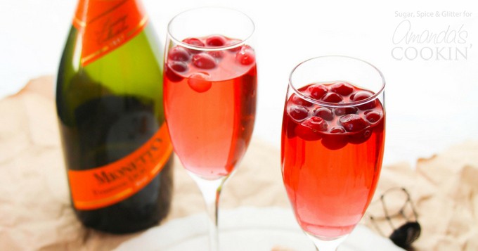 Cranberry Prosecco Punch: a fun cocktail that's perfect 