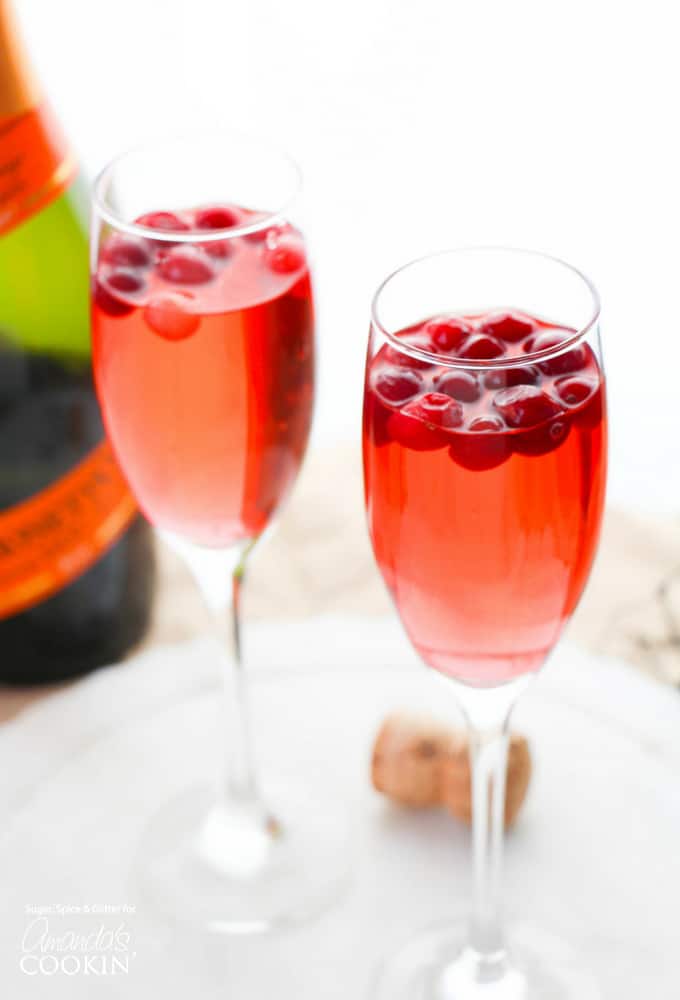 Cranberry Prosecco Punch A Fun Cocktail Thats Perfect For Fall Entertaining 7282