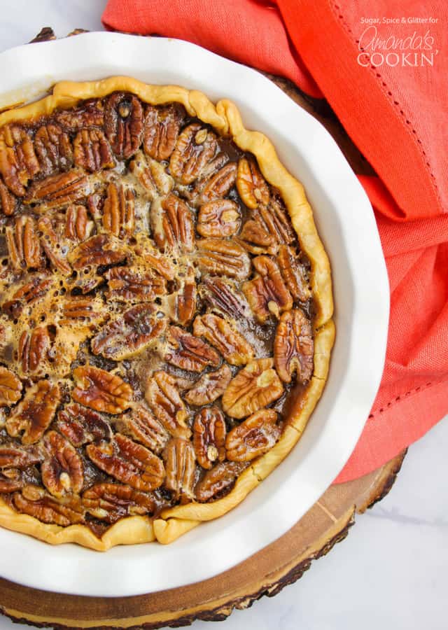 Delicious homemade pecan pie recipe for Thanksgiving