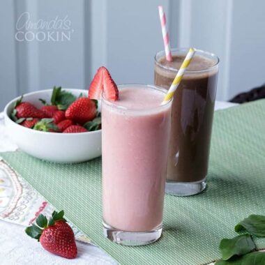 Make delicious vegan smoothies, yes all dairy free!
