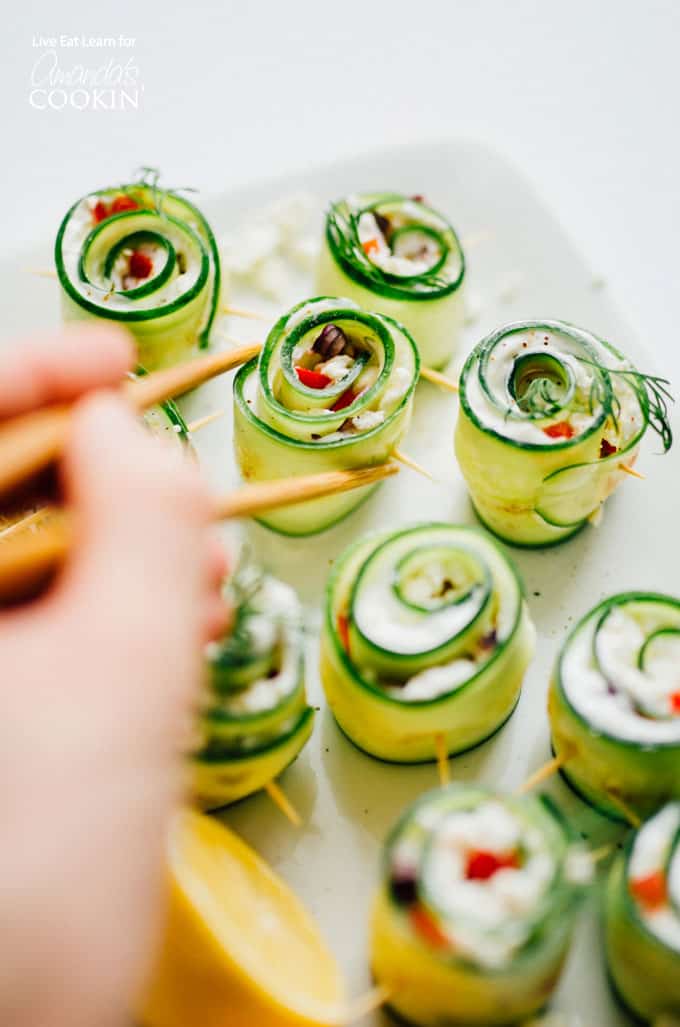 The perfect summer appetizer for any party: Greek Salad Sushi!