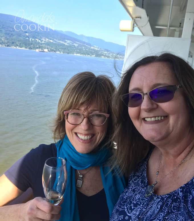 Jackie e Amanda num cruzeiro no Alasca com a Princess Cruises