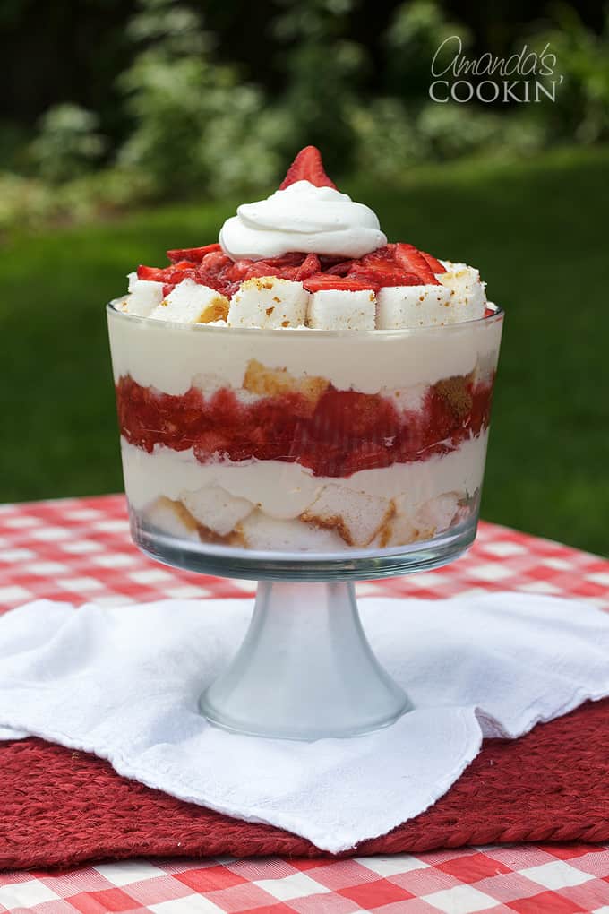 strawberry shortcake trifle on picnic table