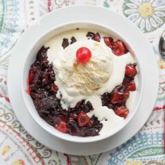 crockpot chocolate cherry cobbler