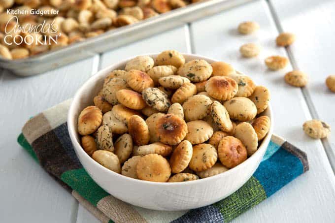 Ranch Seasoned Oyster Crackers in bowl