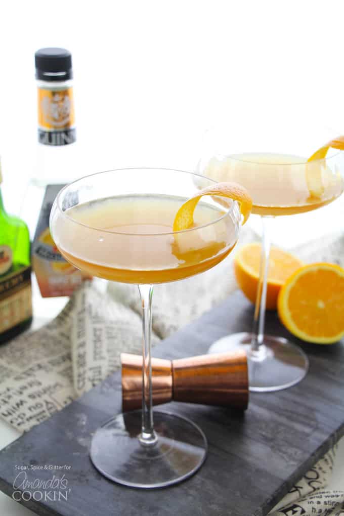 Sidecar Cocktail: a citrusy, slightly sour cocktail recipe