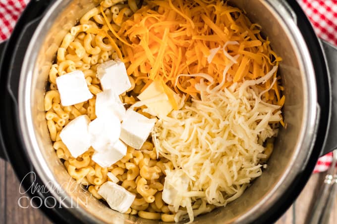 ingredients for mac and cheese in the instant pot
