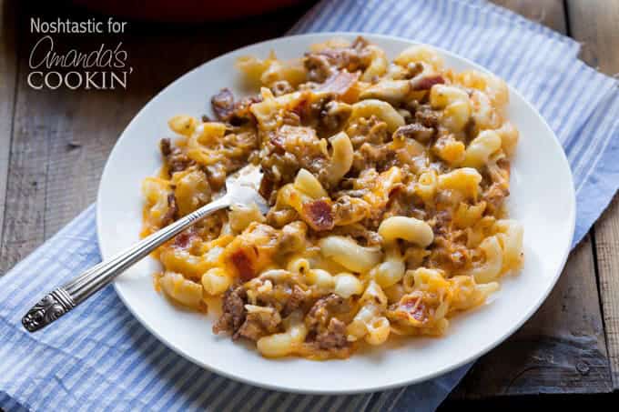 plate of bacon mac and cheese