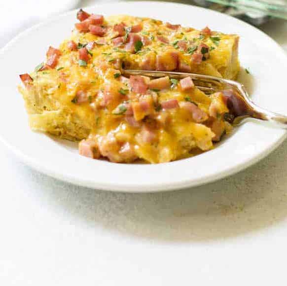 Breakfast Casserole With Ham And Cheese An Easy Cheesy Casserole