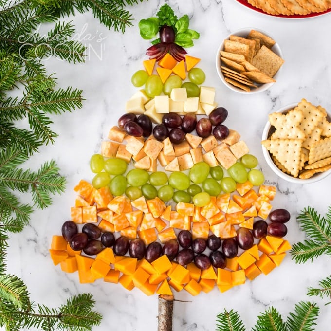 Christmas Tree Cheese Platter Recipe - Amanda's Cookin'
