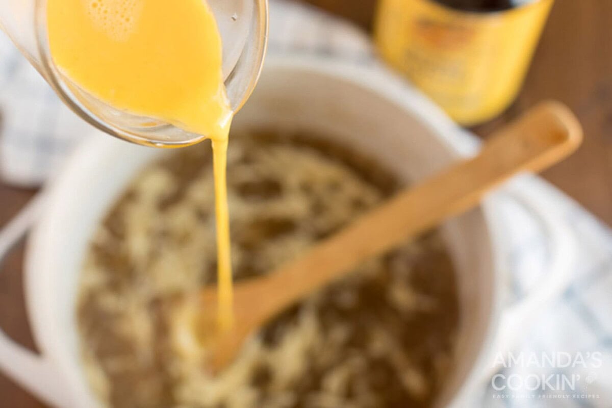 drizzling egg into broth