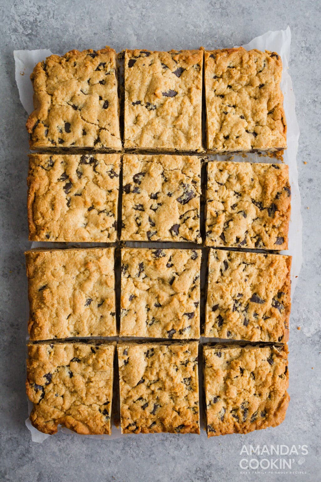 Peanut Butter Chocolate Chip Bars Amanda's Cookin' Cookies & Bars