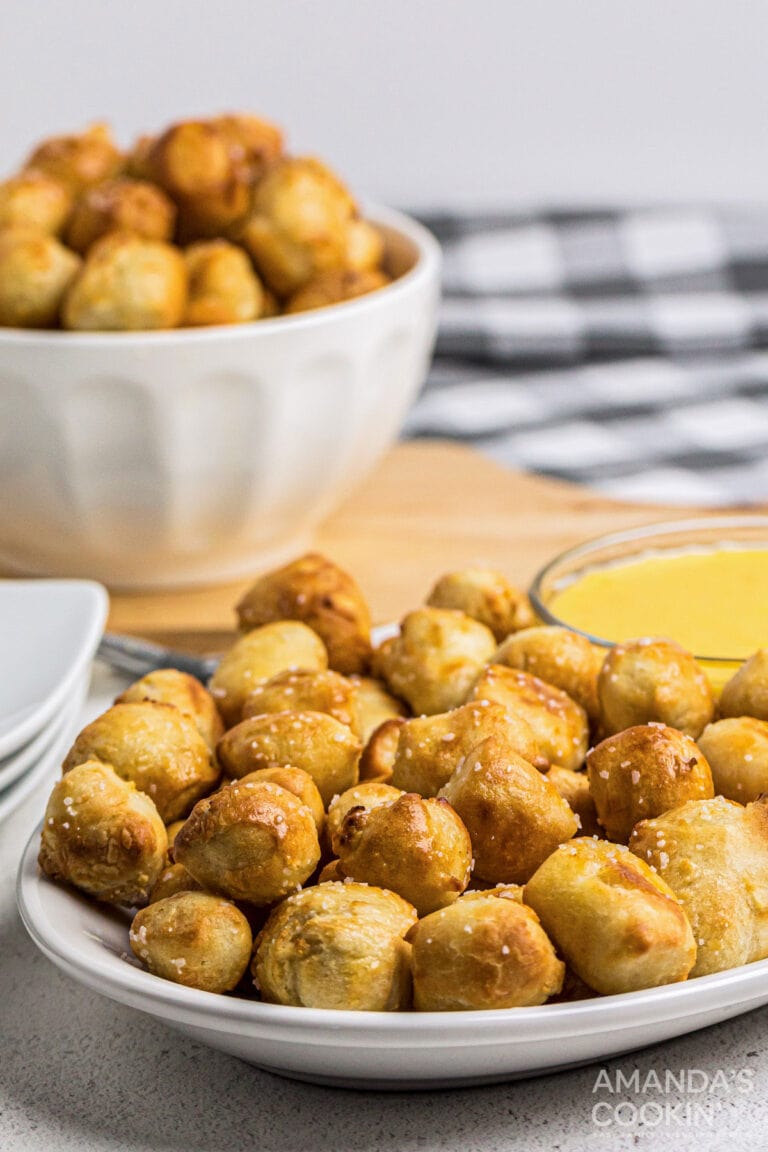 Air Fryer Pretzel Bites Amanda's Cookin' Apps & Finger Foods