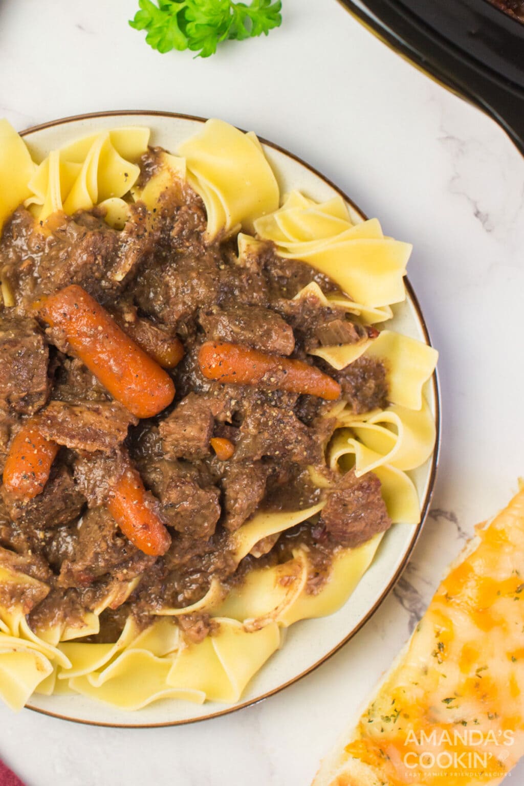 Beef Burgundy Amanda's Cookin' Slow Cooker