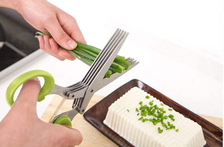cutting chives