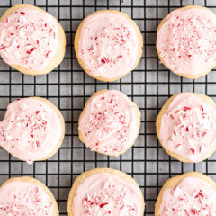 wire rack of peppermint cookies
