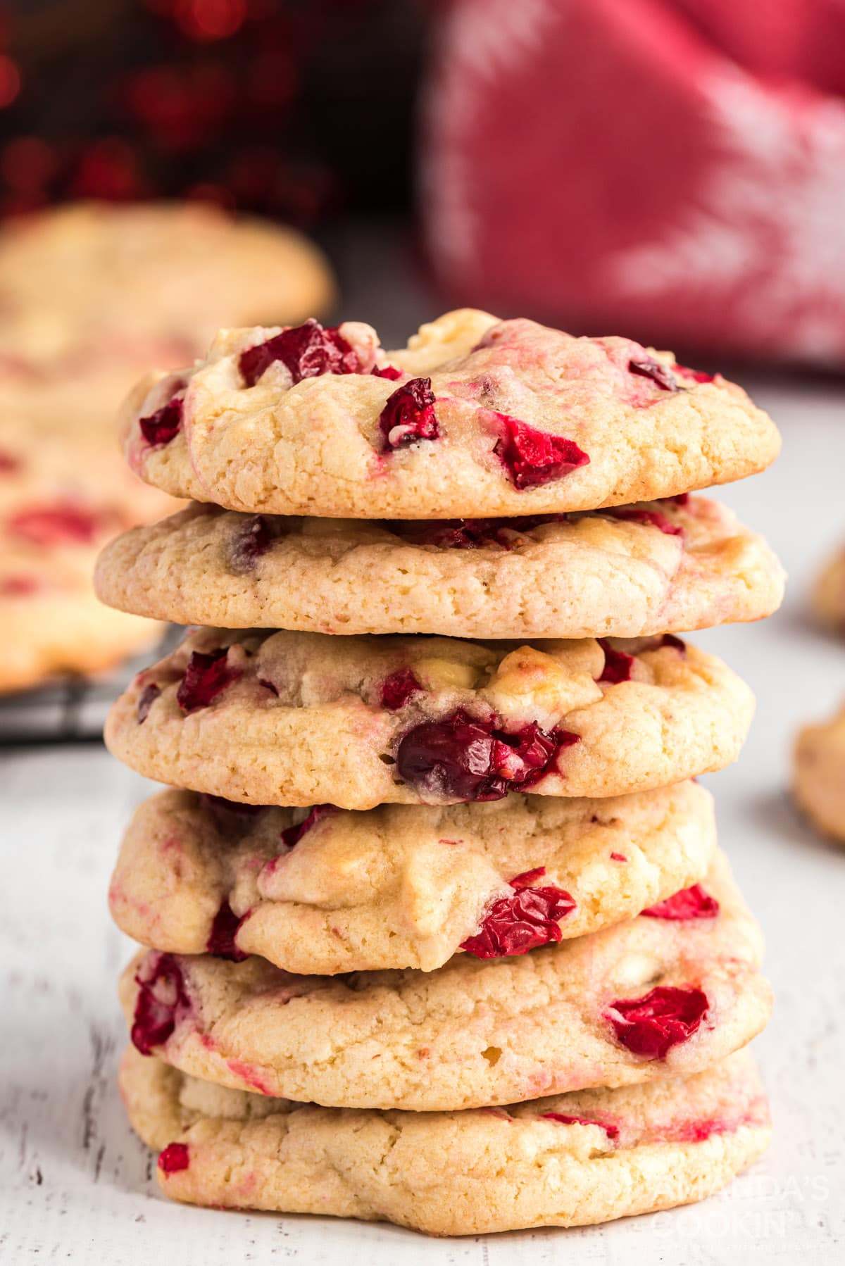 White Chocolate Cranberry Cookies - Amanda's Cookin' - Christmas Cookies
