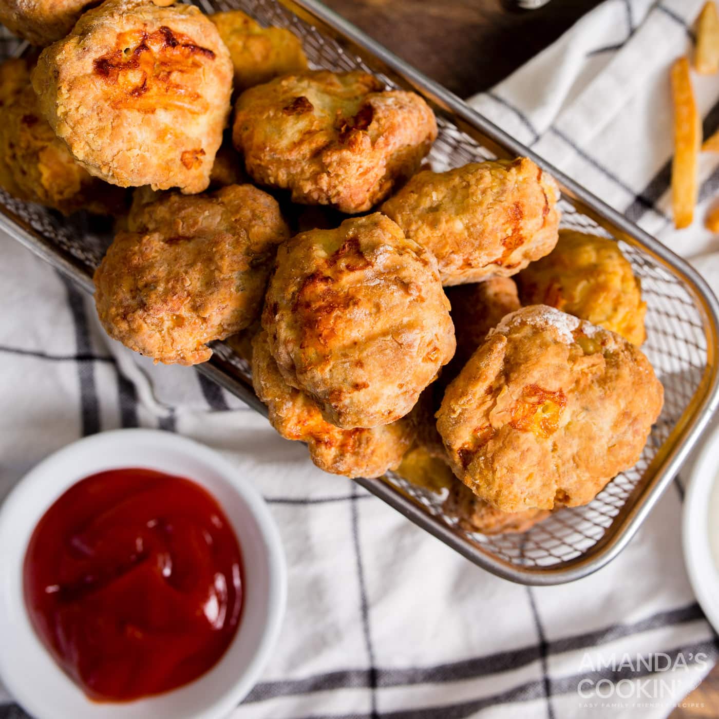 https://amandascookin.com/wp-content/uploads/2021/01/Air-Fryer-Chicken-Nuggets-RC.jpg