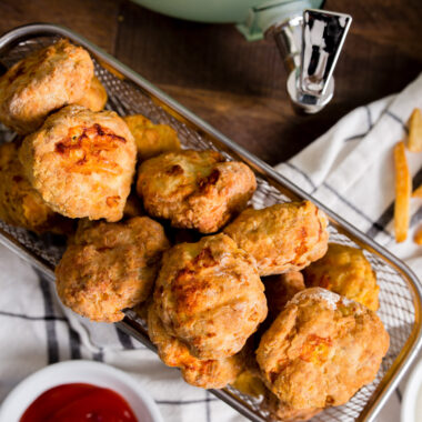 BASKET OF CHICKEN NUGGETS