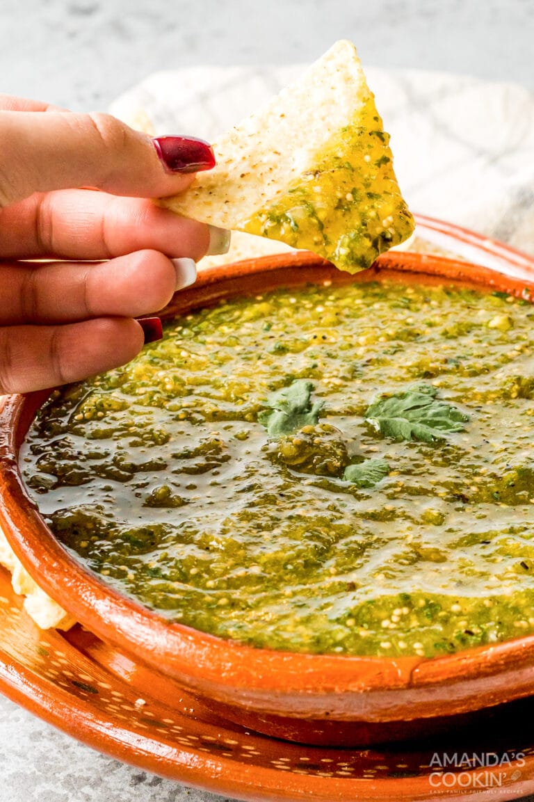 Salsa Verde (Green Salsa) - Amanda's Cookin' - Dips & Spreads