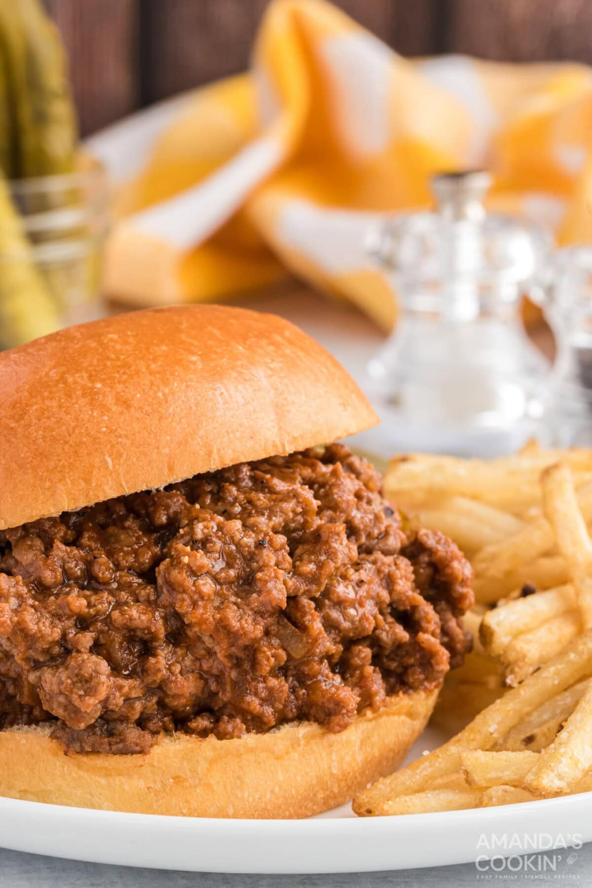 sloppy joe on a bun