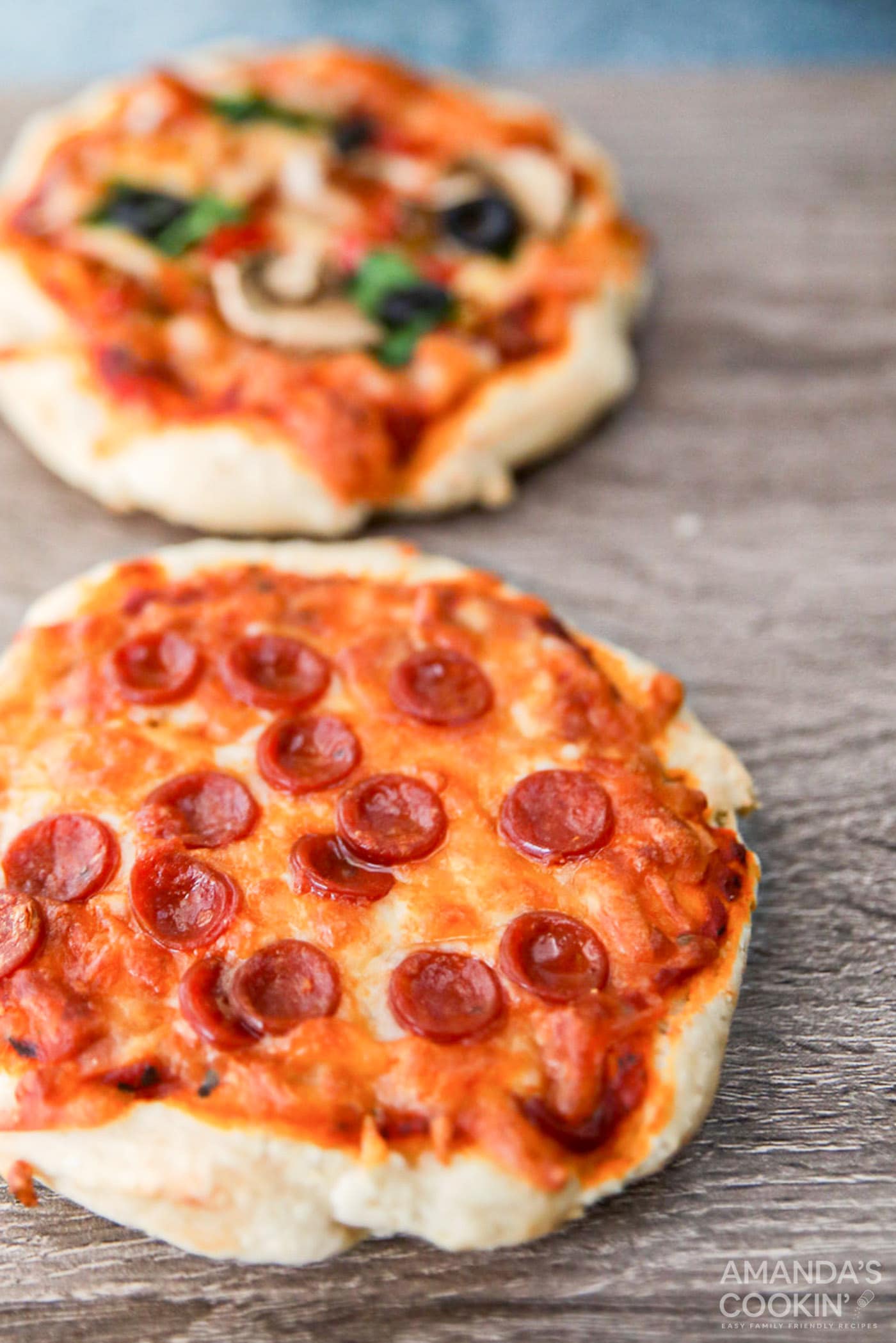 Air Fryer Pizza - Amanda's Cookin' - Air Fryer Recipes