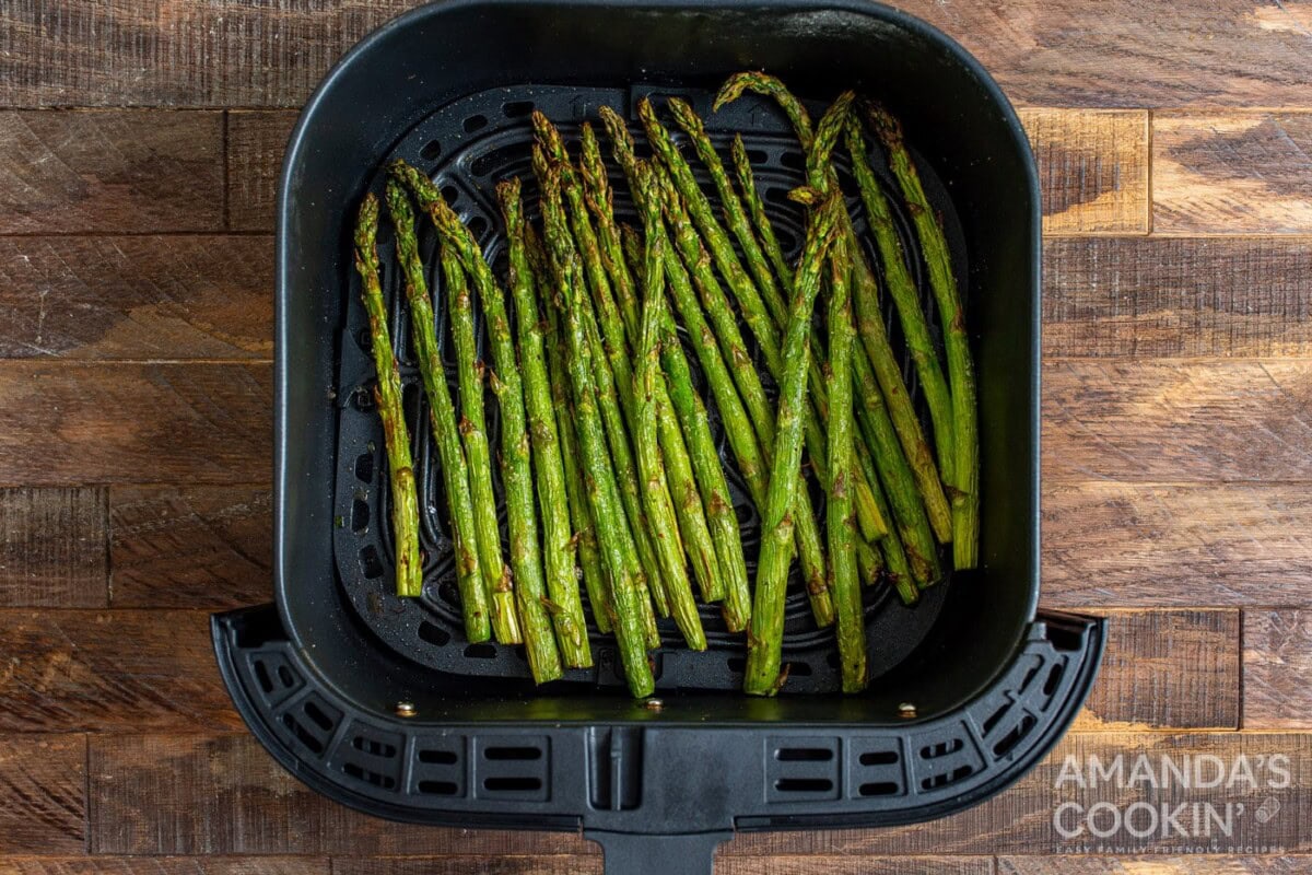 cooked asparagus in the air fryer